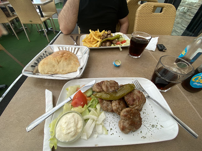 Burek House - Gastronomi och hotellverksamhet