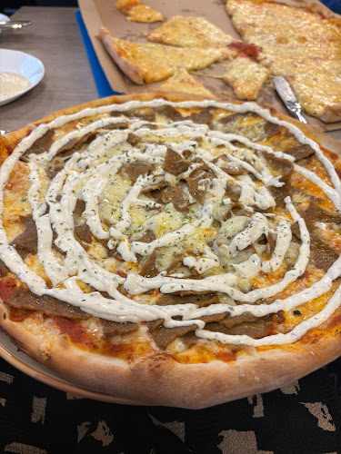 Opinii despre Sannegårdens Pizzeria Partille în Partille - Gastronomi och hotellverksamhet