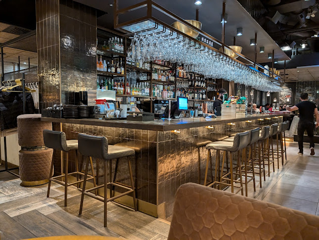 Comentarii opinii despre DiWINE Stockholm