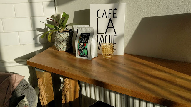 Café La Vache - Gastronomi och hotellverksamhet