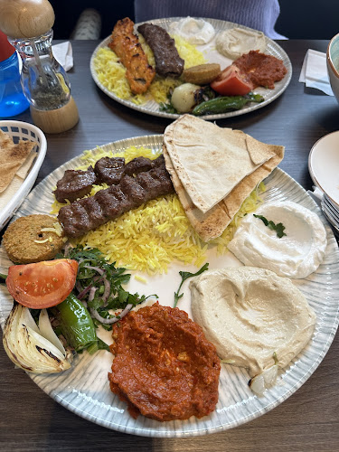 Grillhouse - Gastronomi och hotellverksamhet