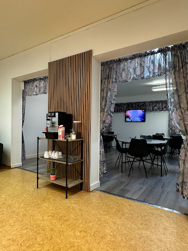 Möklinta Livs & Pizzeria - Gastronomi och hotellverksamhet