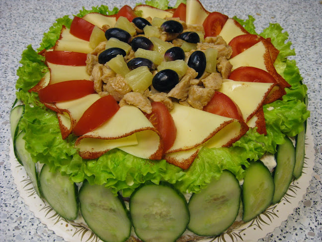 Café Tant Brun - Gastronomi och hotellverksamhet