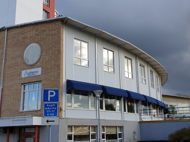 Opinii despre Restaurang Vänerparken în Vänersborg - Gastronomi och hotellverksamhet