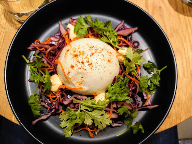 Comments and reviews of Åsbogatan 1