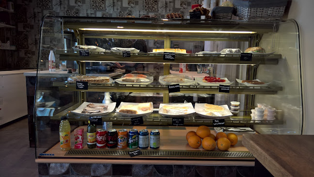 Deli Delight - Gastronomi och hotellverksamhet