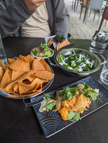 Comments and reviews of Bloco