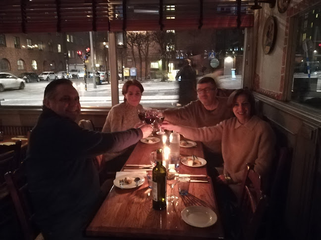 Kamarina restaurang Open Times