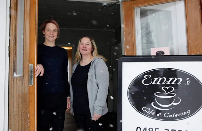 EMM's Cafe & Catering Open Times