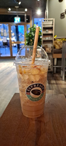 Opinii despre Espresso House Vänersborg în Vänersborg - Gastronomi och hotellverksamhet