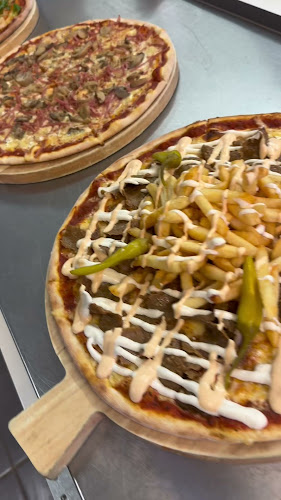 Opinii despre Nya Blixten în Södertälje - Gastronomi och hotellverksamhet