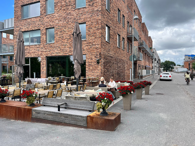 Aqua Vinetto Open Times