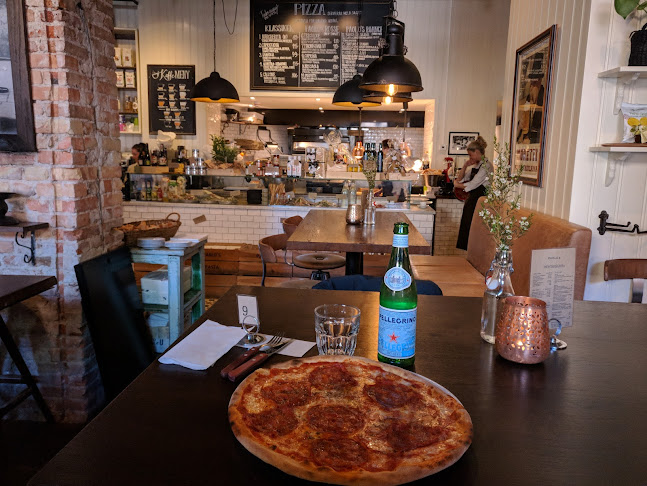 251 14, Stortorget 18, 252 23 Helsingborg