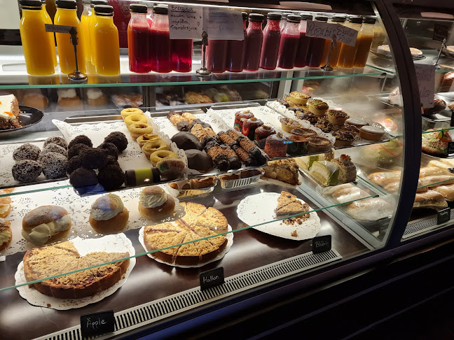 Café Barkarbystaden Phone number