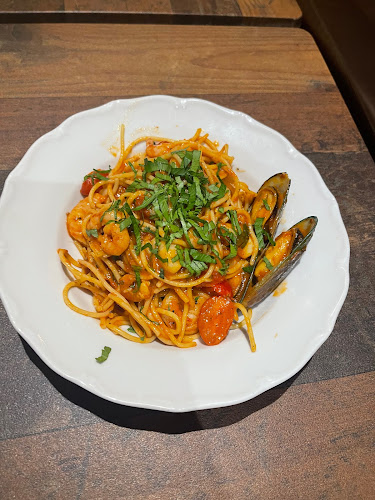 Svea La Regina Pizzabar Open Times