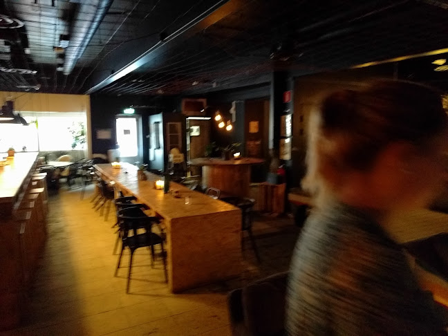 Grit Kitchen (Fd.Street Friends) - Gastronomi och hotellverksamhet