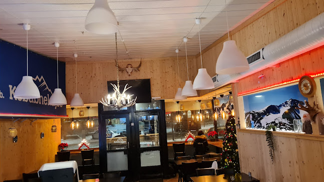 Kebabnekajse Pizzeria - Gastronomi och hotellverksamhet