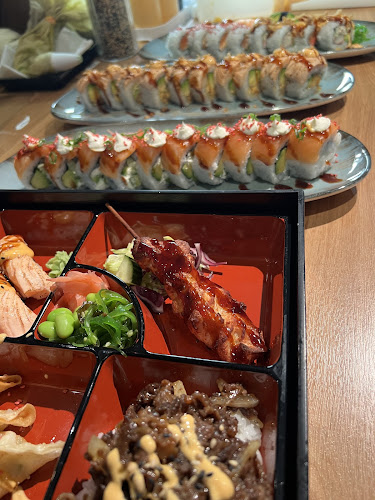 Umaini Sushi - Gastronomi och hotellverksamhet