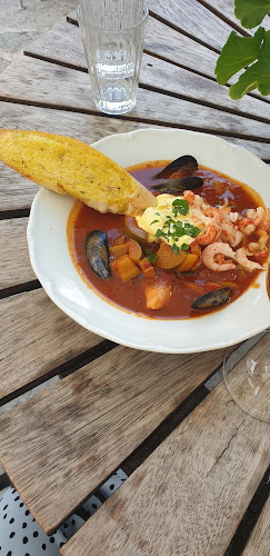 Blå Porten - Restaurang & Café Phone number