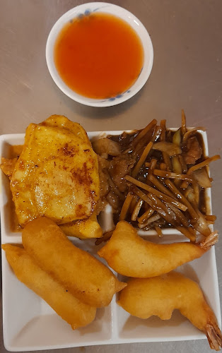 J&J Asian Restaurant - Gastronomi och hotellverksamhet