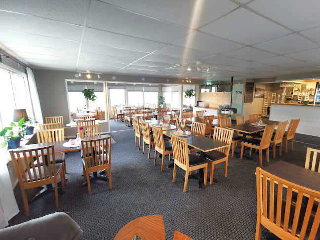 Möre Golfkrog - Gastronomi och hotellverksamhet