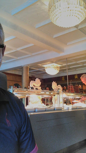 Comentarii opinii despre Yun Lee