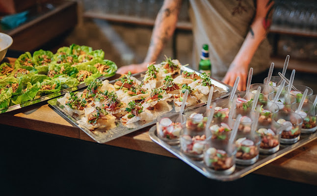 Opinii despre Uppsala Mat&Fest AB în Uppsala - Gastronomi och hotellverksamhet