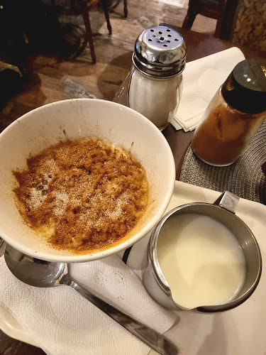 Café Giffi - Gastronomi och hotellverksamhet