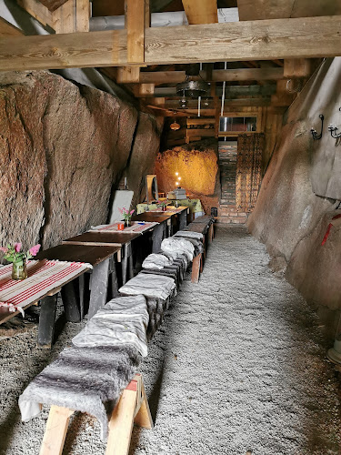 Lasse-Maja Grottan - Gastronomi och hotellverksamhet