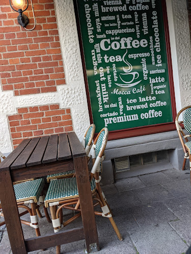 Mocca Cafe - Gastronomi och hotellverksamhet