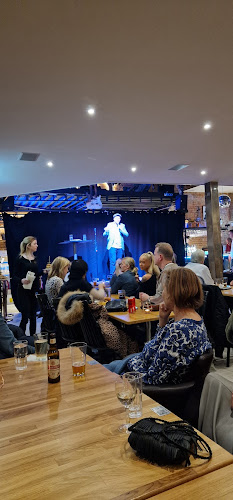 Roy Restaurant Café & Bar