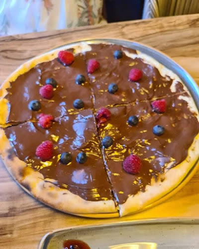 Elsas Bar & Kök Open Times