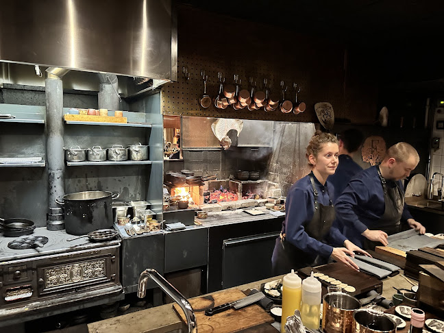 Opinii despre Ekstedt în Stockholm - Gastronomi och hotellverksamhet