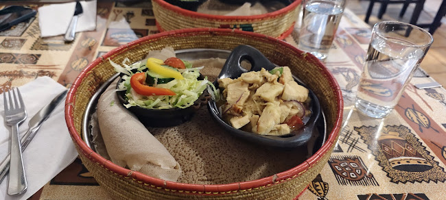 East Africa Restaurant - Gastronomi och hotellverksamhet