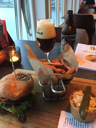 Brödernas - Gastronomi och hotellverksamhet