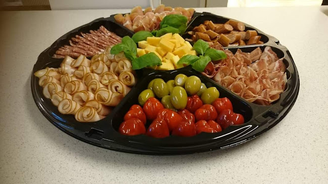 Reviews of Vadstena Saluhall in Vadstena - Gastronomi och hotellverksamhet