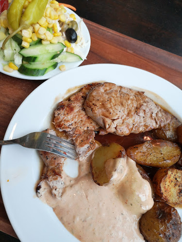 Bredbar Kök & Deli - Gastronomi och hotellverksamhet