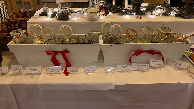 Opinii despre Östergårds mat, fest & möten în Danderyd - Gastronomi och hotellverksamhet