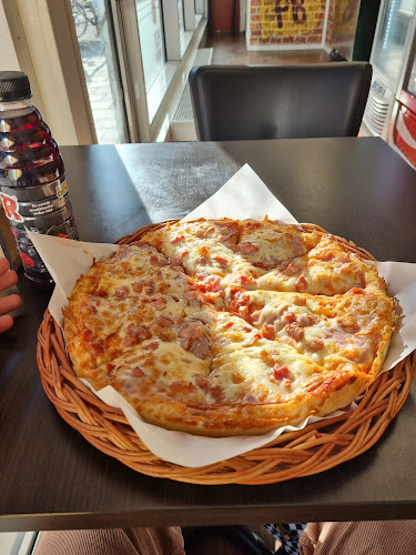Reviews of Pizzabakeren in Örebro - Gastronomi och hotellverksamhet