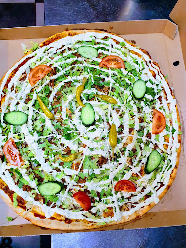 Capri pizzeria göteborg - Gastronomi och hotellverksamhet