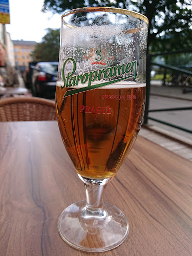 Comentarii opinii despre Mrs Brown