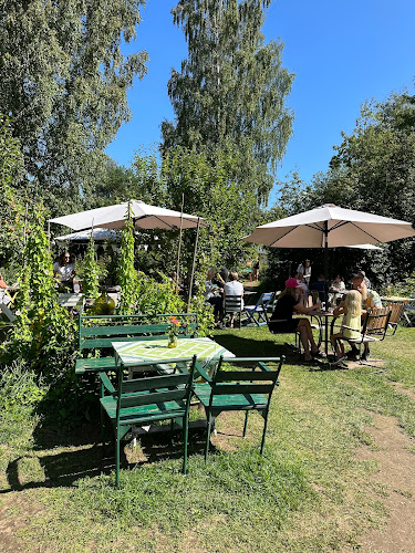 Hjort-Olârs kafé Phone number