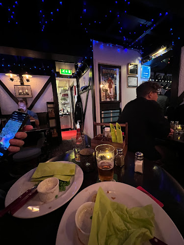Opinii despre Tudor Arms Pub and Restaurant în Stockholm - Gastronomi och hotellverksamhet