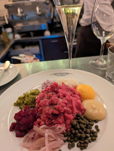 Reviews of Klostergatans vin & delikatess in Lund - Gastronomi och hotellverksamhet