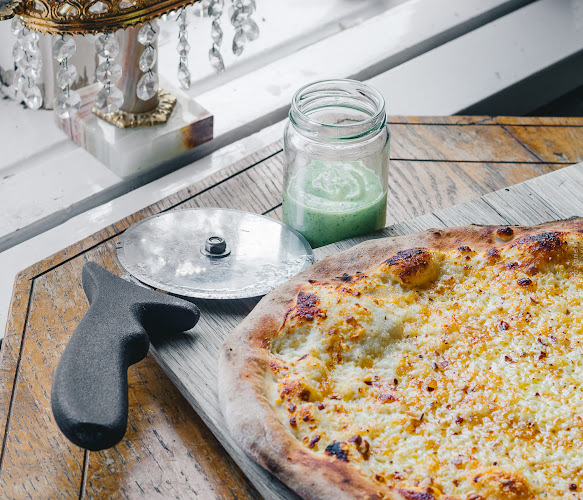 Villa & Trädgård de luxe Phone number