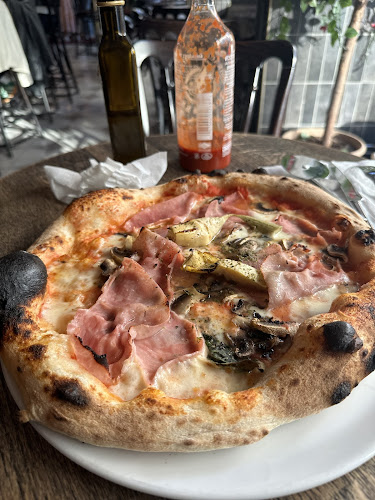 Café Ragazzi - Gastronomi och hotellverksamhet