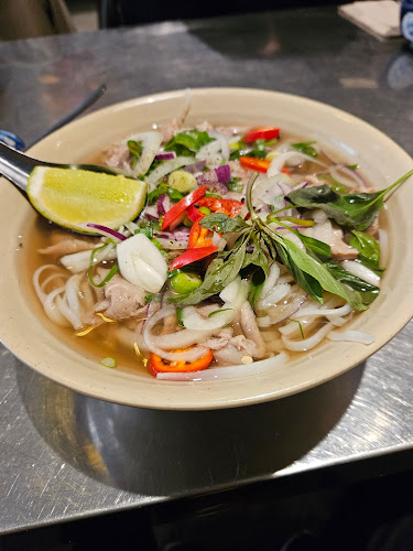 Nam Do - Gastronomi och hotellverksamhet