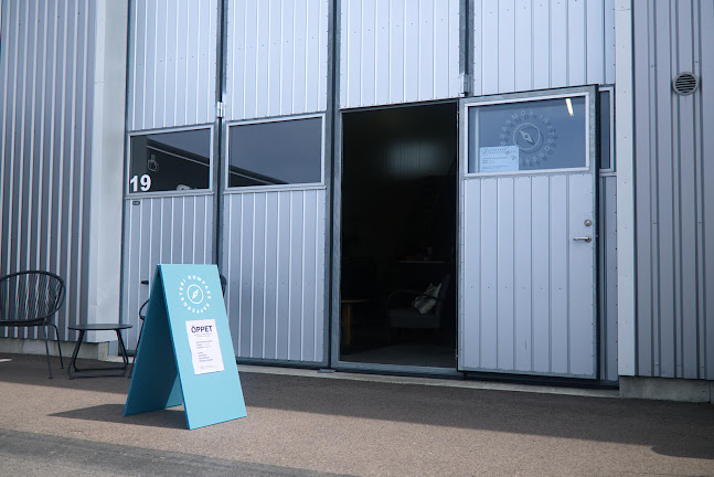 Opinii despre Kompass kafferosteri în Ystad - Gastronomi och hotellverksamhet