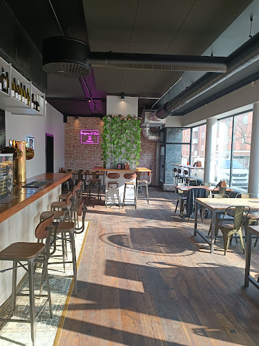 Burgers & Beer Phone number