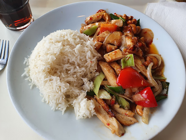 Comments and reviews of Arctic Thai & Grill